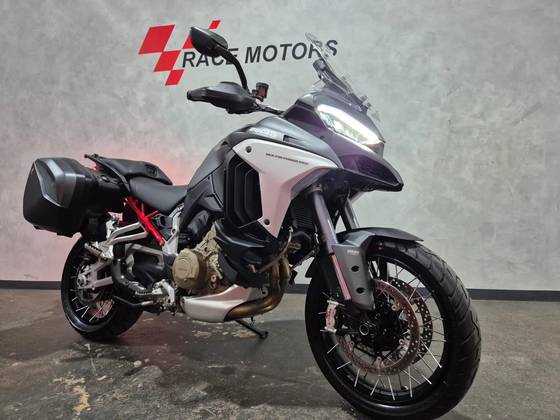 DUCATI MULTISTRADA 1200 V4 S DUCATI MULTISTRADA 1200 V4 S